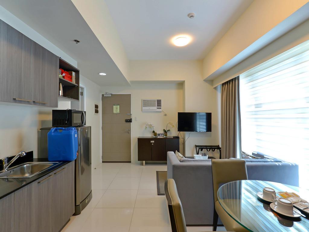 Currency Serviced Suites Manila Dış mekan fotoğraf